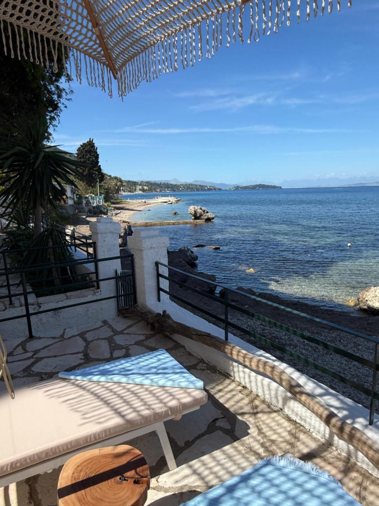 Fronte Mare - Sea Front Luxury With Private Patio